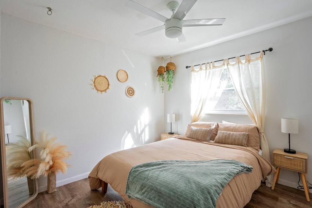Cozy Lakefront Home W/ Pool -7 Mins From Legoland Winter Haven Kültér fotó