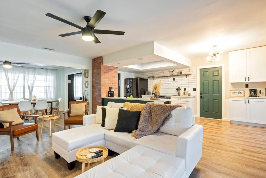 Cozy Lakefront Home W/ Pool -7 Mins From Legoland Winter Haven Kültér fotó