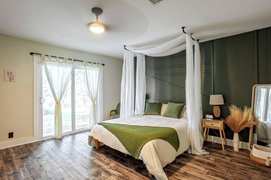 Cozy Lakefront Home W/ Pool -7 Mins From Legoland Winter Haven Kültér fotó