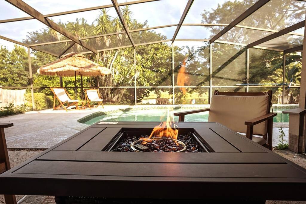 Cozy Lakefront Home W/ Pool -7 Mins From Legoland Winter Haven Kültér fotó